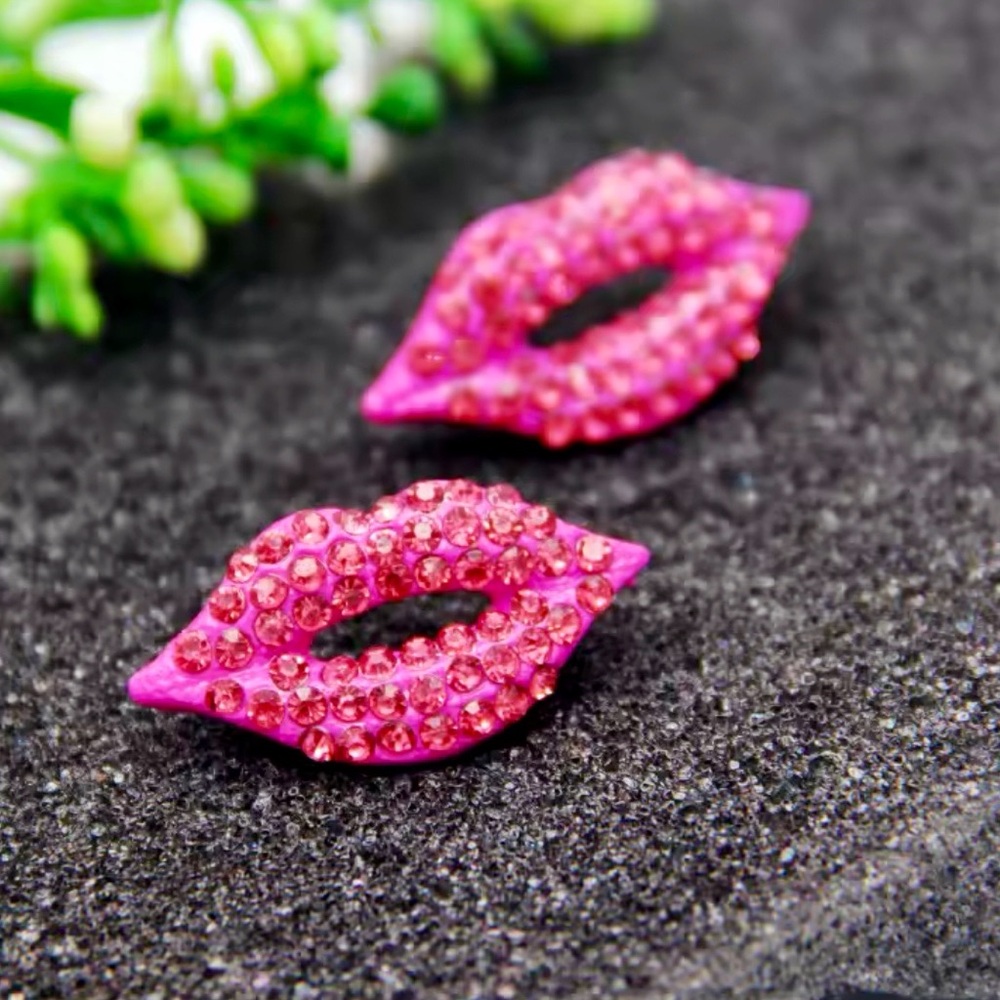 Pink Sparkle Lip Sexy Earrings Crystal Studs Women Fashion